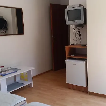 & Bepica * 흐바르